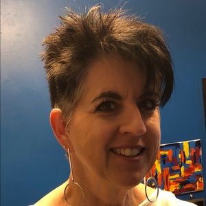 Meet your Posher, Diane